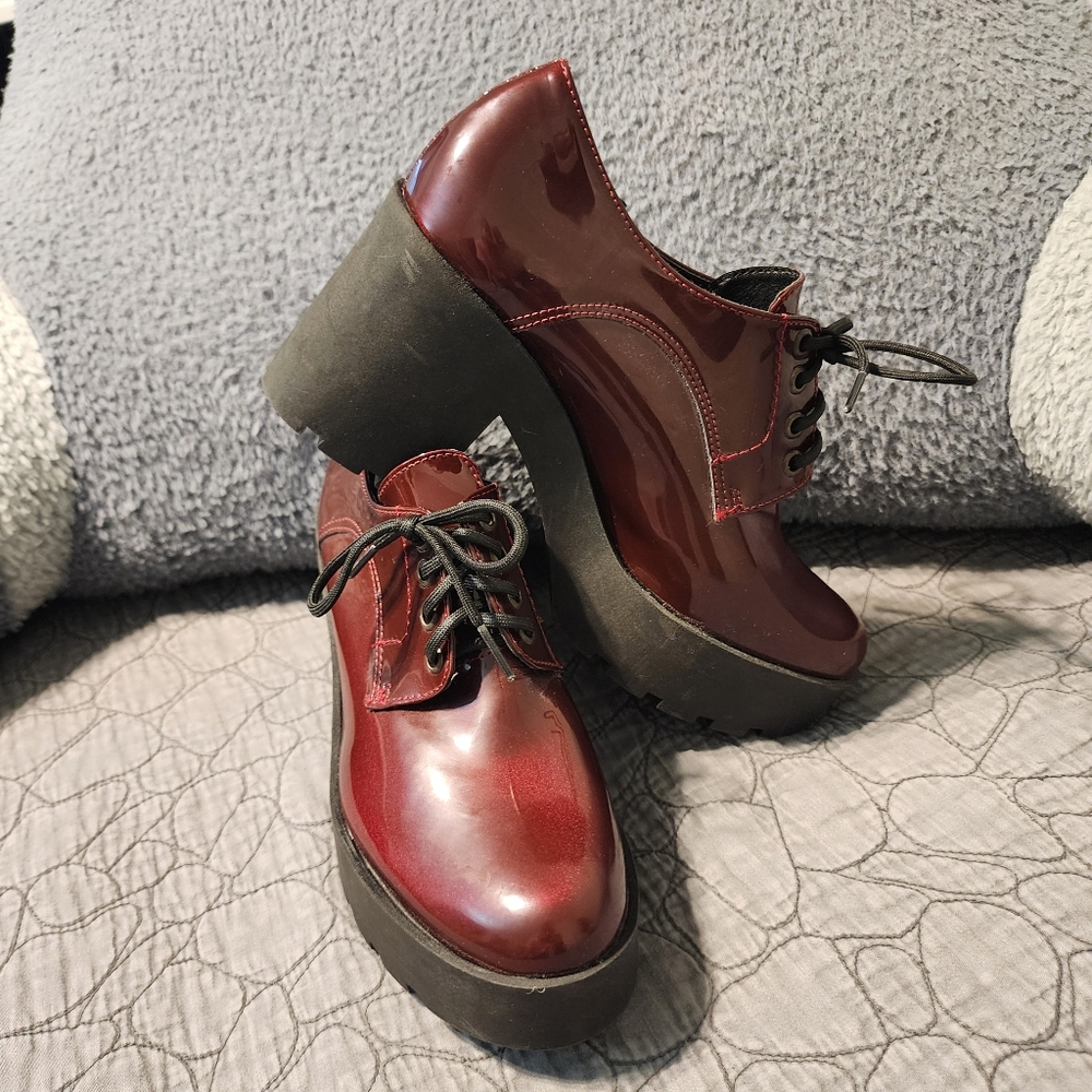 Women's Burgundy Platform Oxford Shoes
